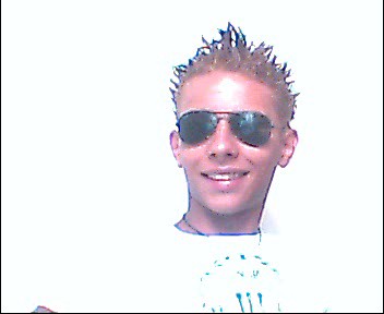moi en mode    >>>>>FaShIoN  BoY<<<<<<